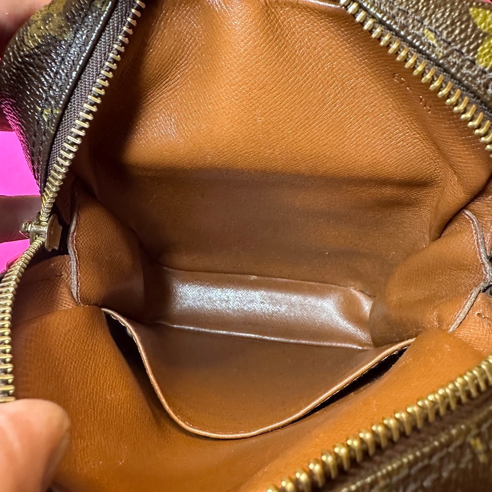 Louis Vuitton Brown and Tan Monogram Shoulder Bag - Picture 7 of 13